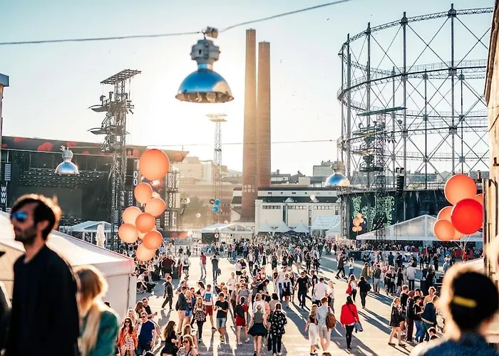 Luminous 1br Next To Puu-vallilla *