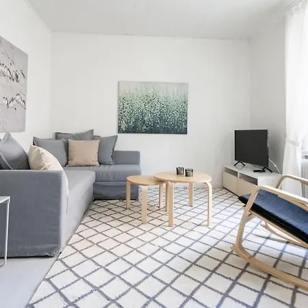 Apartment Luminous 1br Next To Puu-vallilla *